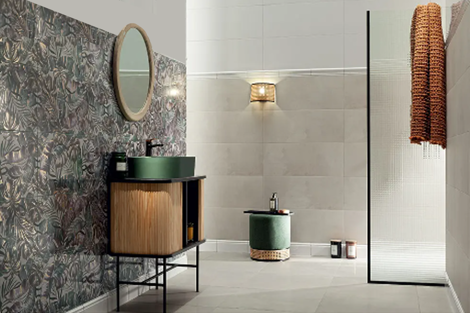 Łazienka w stylu urban jungle z naturalnym drewnem i zielenią